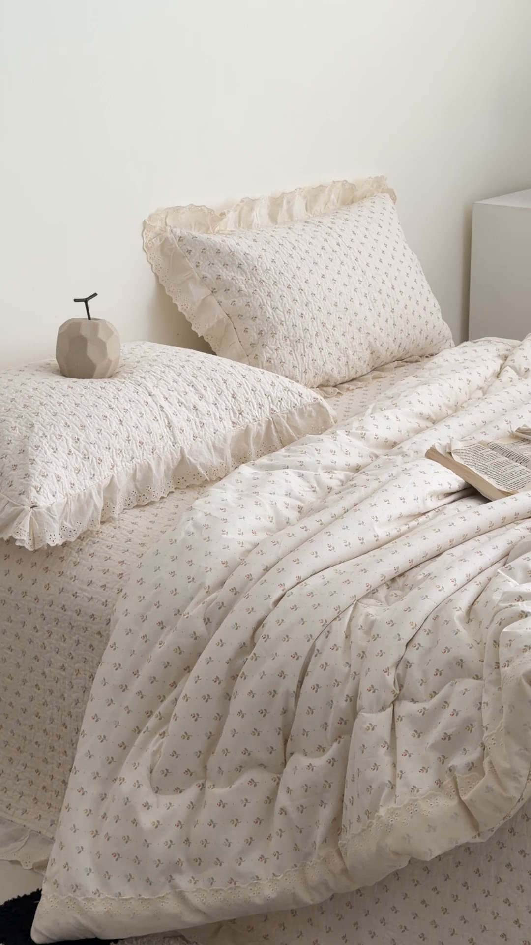 91家纺网 家纺一手货源 找家纺 佰织鑫家居 2026春夏新款全棉纯棉法式床盖款夏被夏凉被空调被夏被四件套春秋被四件套 花语