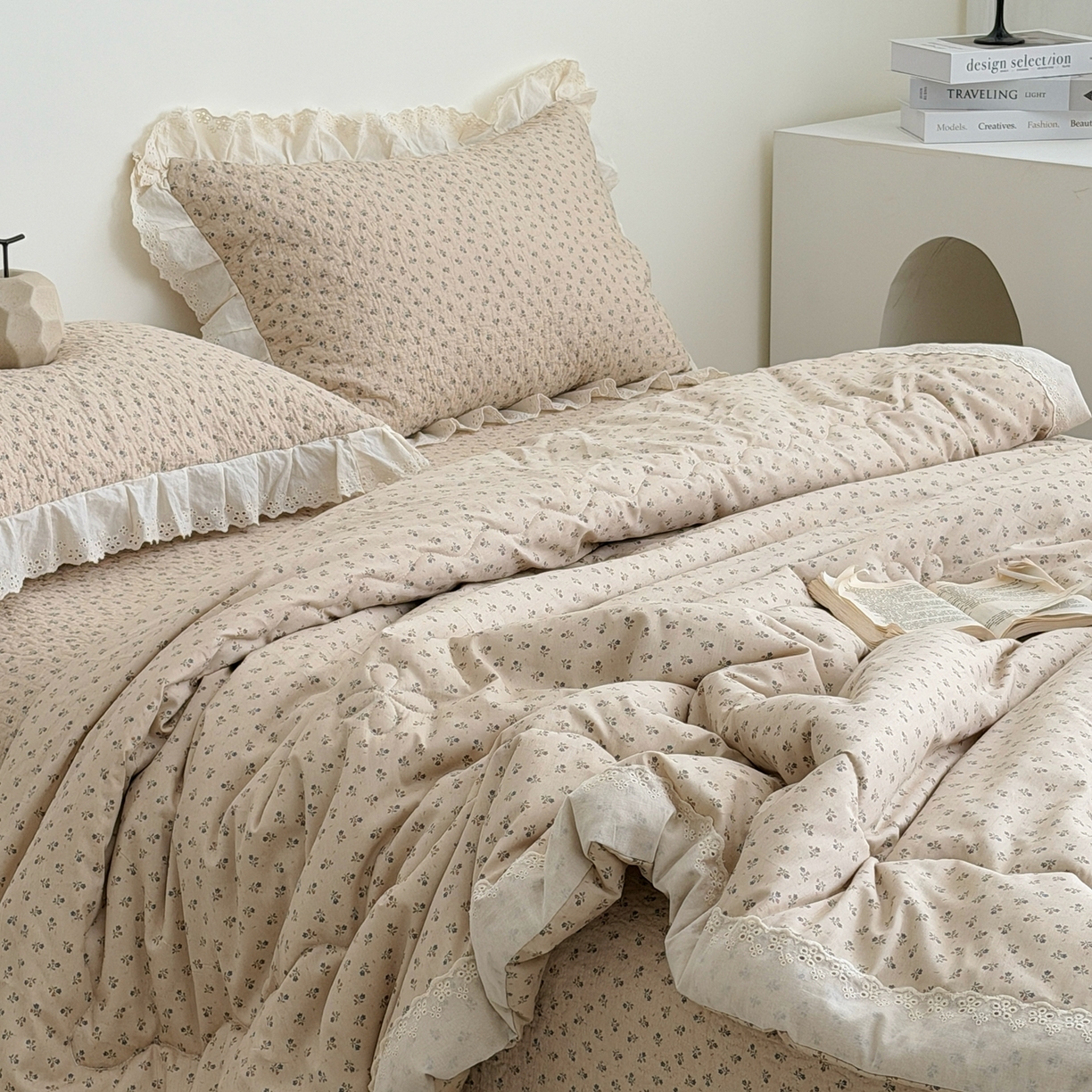 91家纺网 家纺一手货源 找家纺 佰织鑫家居 2026春夏新款全棉纯棉法式床盖款夏被夏凉被空调被夏被四件套春秋被四件套 美拉德