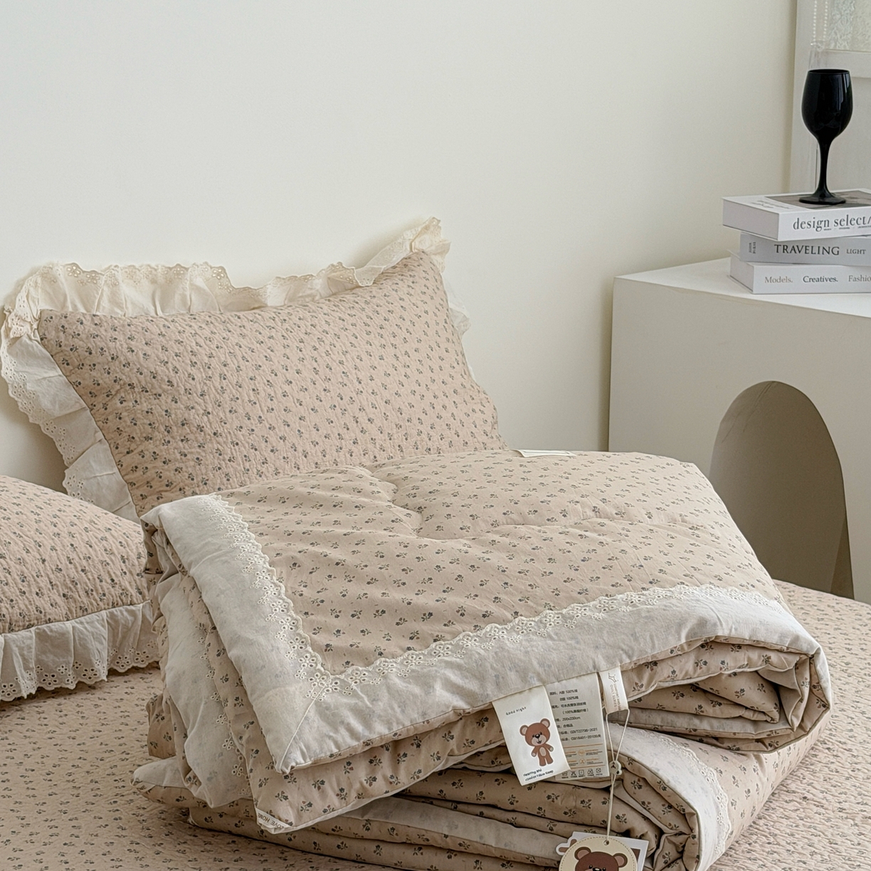 91家纺网 家纺一手货源 找家纺 佰织鑫家居 2026春夏新款全棉纯棉法式床盖款夏被夏凉被空调被夏被四件套春秋被四件套 美拉德