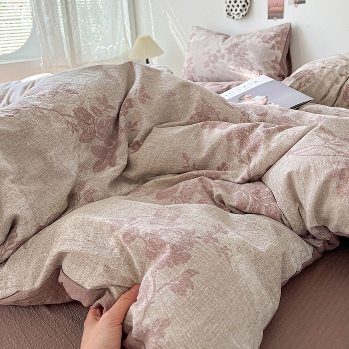 91家纺网 家纺一手货源 找家纺 朵朵家纺 2026新款高级感轻奢复古美拉德色系双层纱泡芙棉床品四件套加厚水洗双层纱软 知音咖