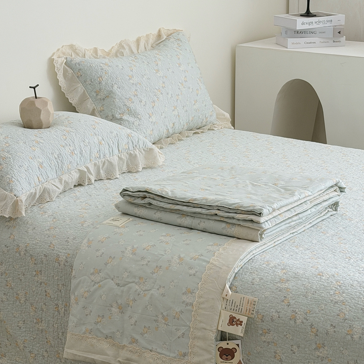 91家纺网 家纺一手货源 找家纺 佰织鑫家居 2026春夏新款全棉纯棉法式床盖款夏被夏凉被空调被夏被四件套春秋被四件套 岁月静好