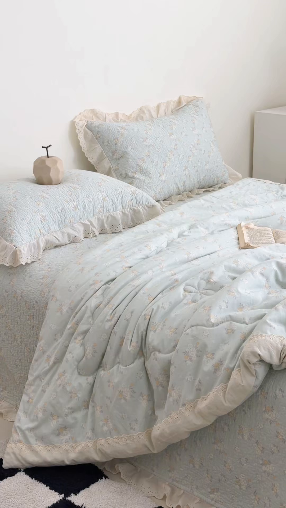 91家纺网 家纺一手货源 找家纺 佰织鑫家居 2026春夏新款全棉纯棉法式床盖款夏被夏凉被空调被夏被四件套春秋被四件套 岁月静好