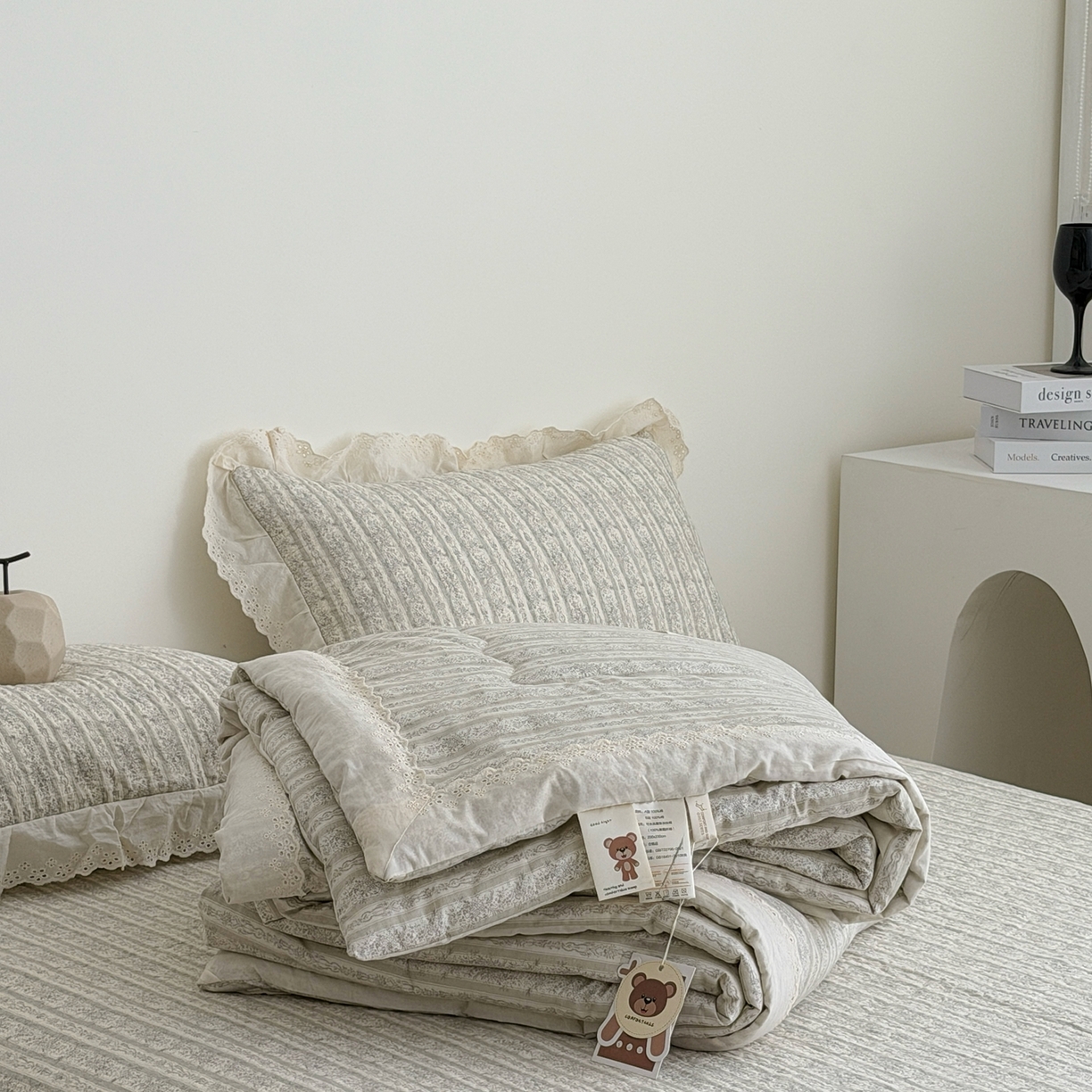 91家纺网 家纺一手货源 找家纺 佰织鑫家居 2026春夏新款全棉纯棉法式床盖款夏被夏凉被空调被夏被四件套春秋被四件套 伊甸园