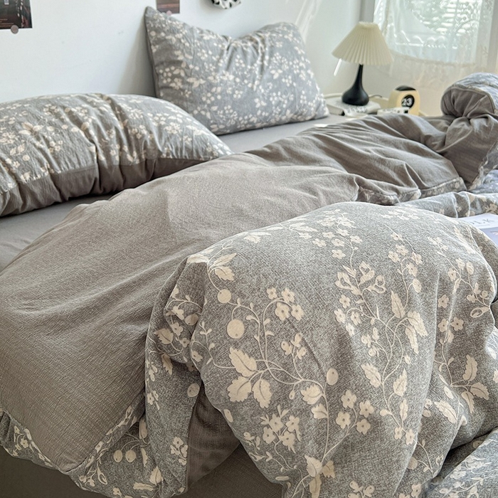 91家纺网 家纺一手货源 找家纺 朵朵家纺 2026新款高级感轻奢复古美拉德色系双层纱泡芙棉床品四件套加厚水洗双层纱软 漫野