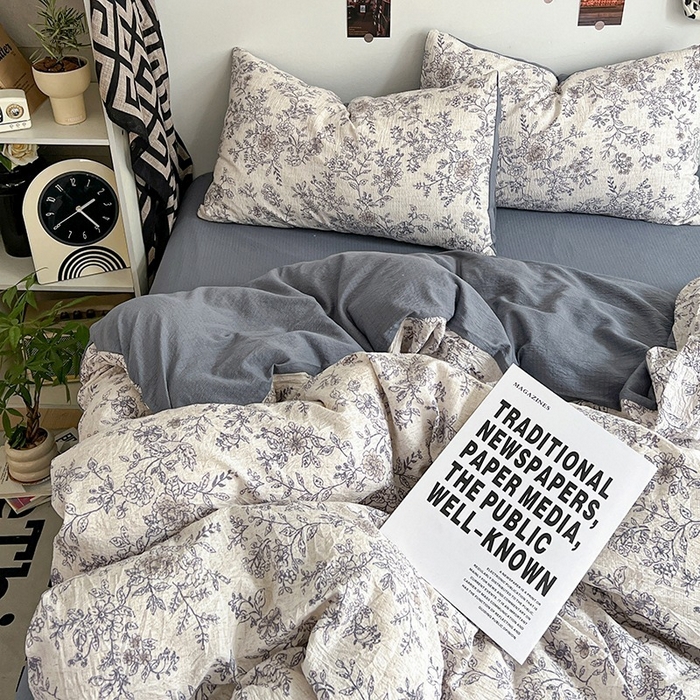 91家纺网 家纺一手货源 找家纺 朵朵家纺 2026新款高级感轻奢复古美拉德色系双层纱泡芙棉床品四件套加厚水洗双层纱软 青花瓷