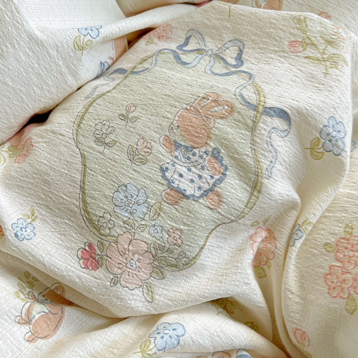 91家纺网 家纺一手货源 找家纺 朵朵家纺 2026新款高级感轻奢复古美拉德色系双层纱泡芙棉床品四件套加厚水洗双层纱软 爱丽丝兔