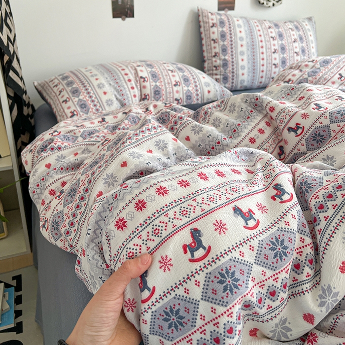 91家纺网 家纺一手货源 找家纺 朵朵家纺 2026新款高级感轻奢复古美拉德色系双层纱泡芙棉床品四件套加厚水洗双层纱软 马上有福