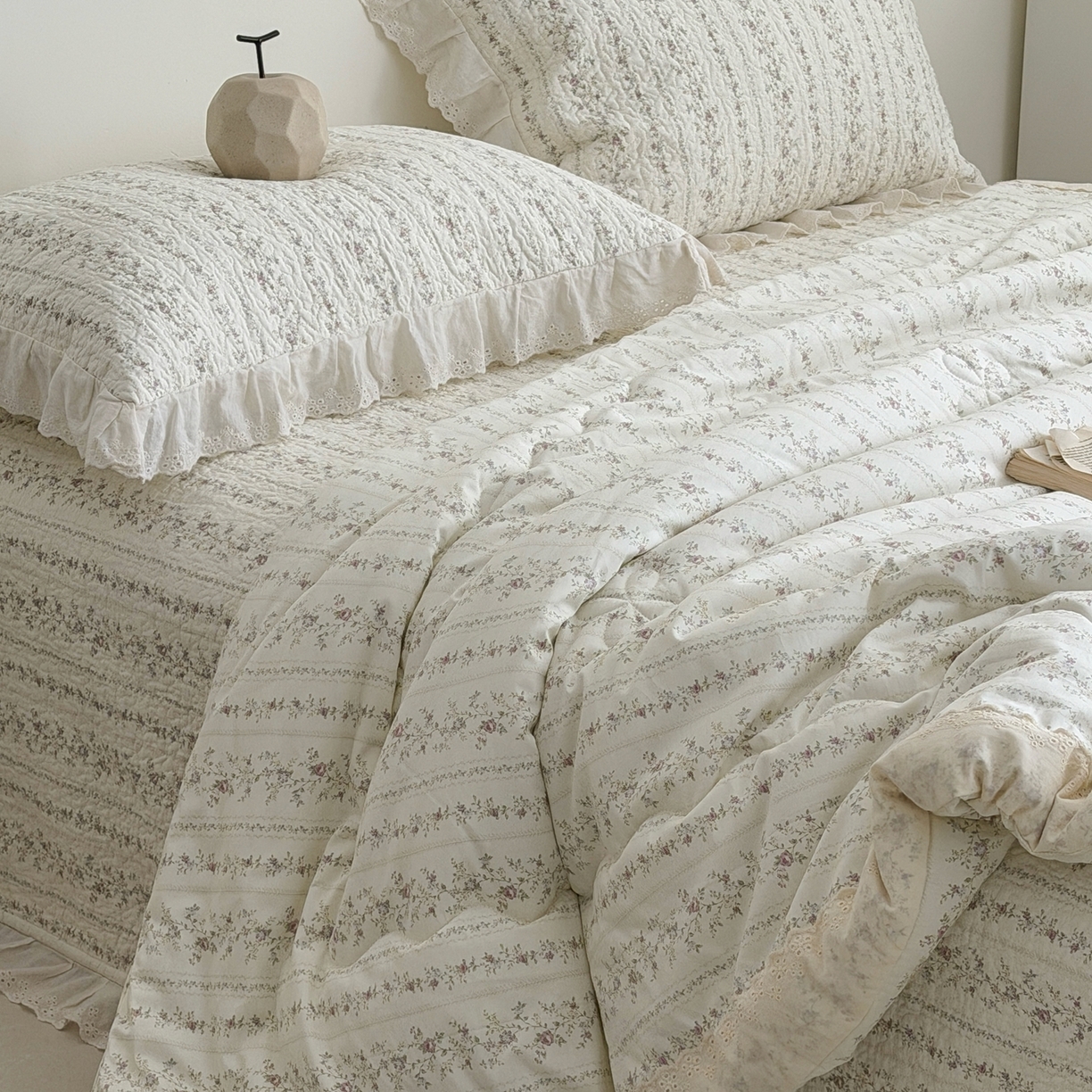 91家纺网 家纺一手货源 找家纺 佰织鑫家居 2026春夏新款全棉纯棉法式床盖款夏被夏凉被空调被夏被四件套春秋被四件套 云裳