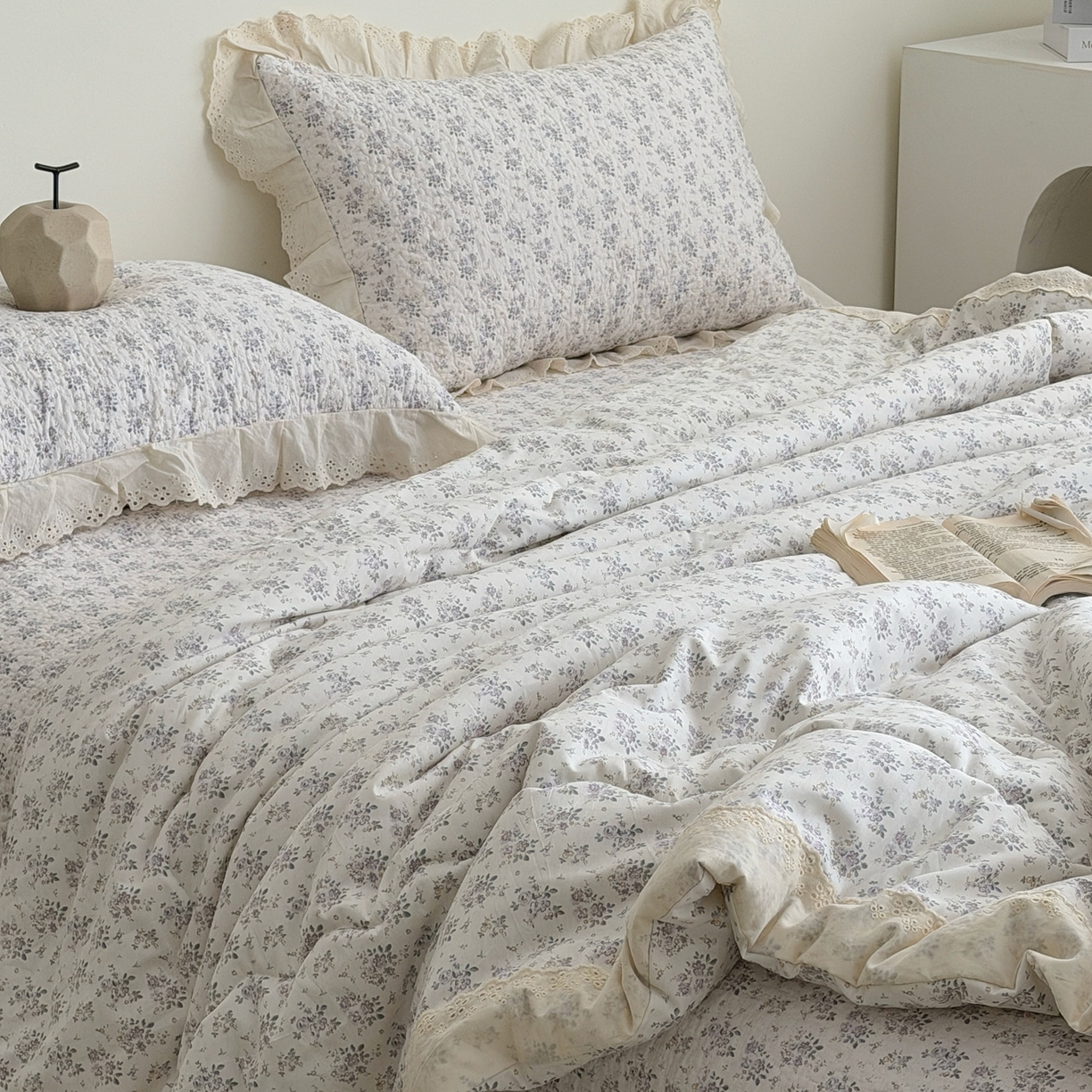 91家纺网 家纺一手货源 找家纺 佰织鑫家居 2026春夏新款全棉纯棉法式床盖款夏被夏凉被空调被夏被四件套春秋被四件套 紫遇