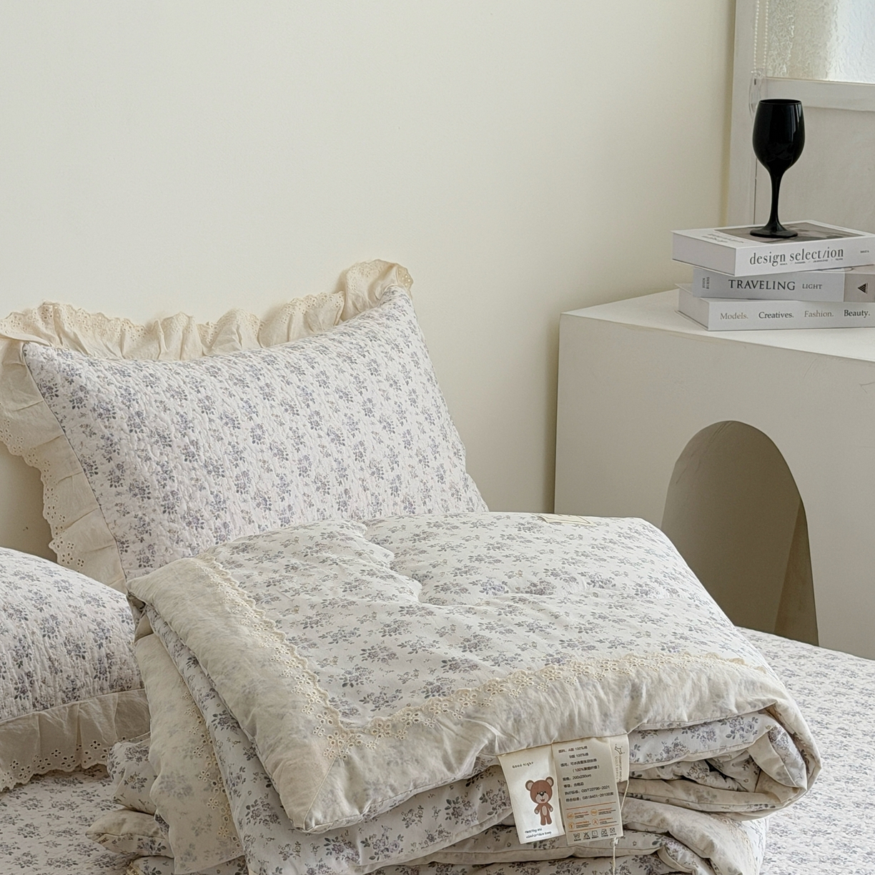 91家纺网 家纺一手货源 找家纺 佰织鑫家居 2026春夏新款全棉纯棉法式床盖款夏被夏凉被空调被夏被四件套春秋被四件套 紫遇