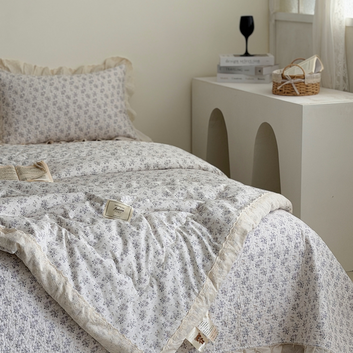 91家纺网 家纺一手货源 找家纺 佰织鑫家居 2026春夏新款全棉纯棉法式床盖款夏被夏凉被空调被夏被四件套春秋被四件套 紫遇