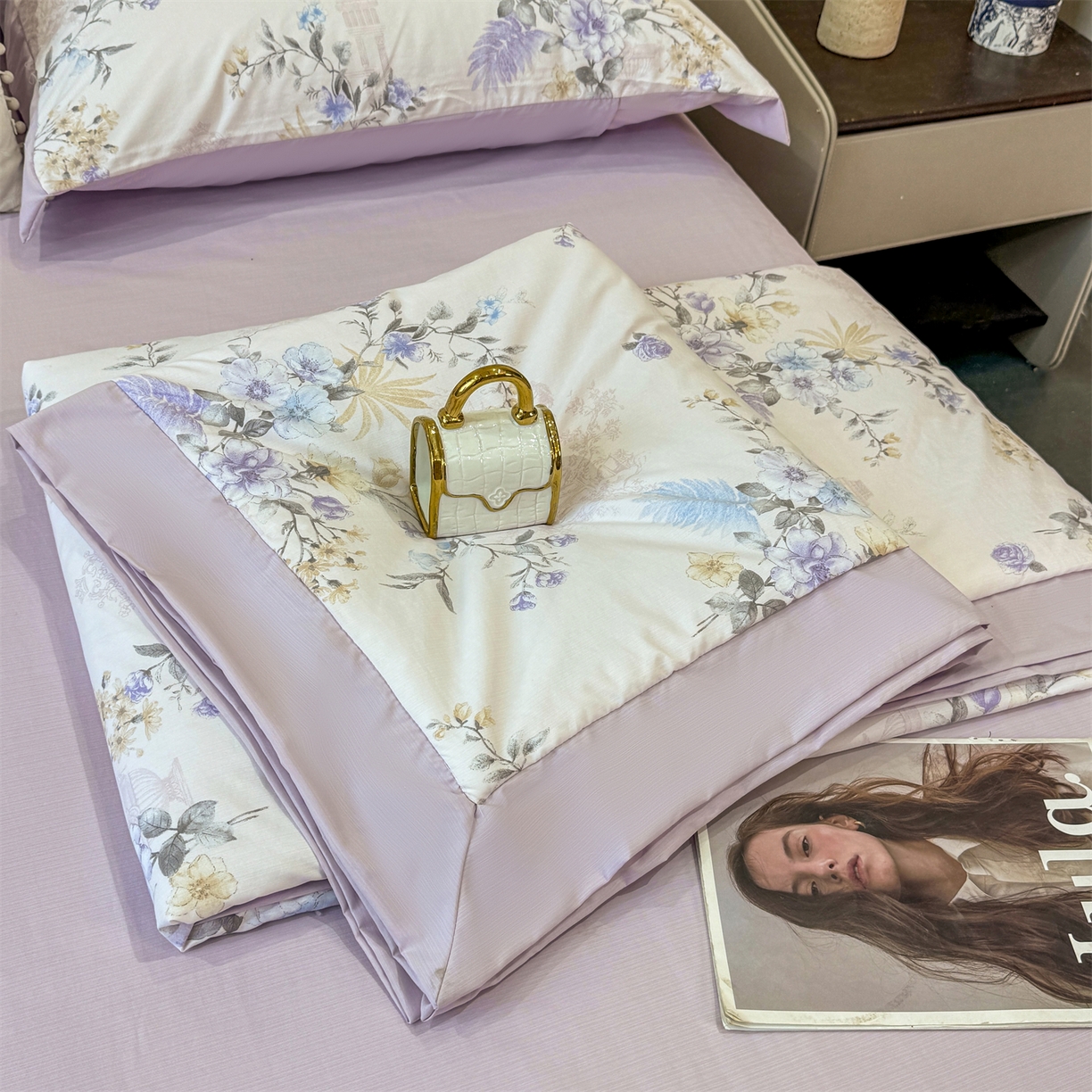 91家纺网 家纺一手货源 找家纺 慕木家纺 2026新款A类印花慕丝棉凉感夏被夏凉被空调被四件套 莫兰迪+浅紫