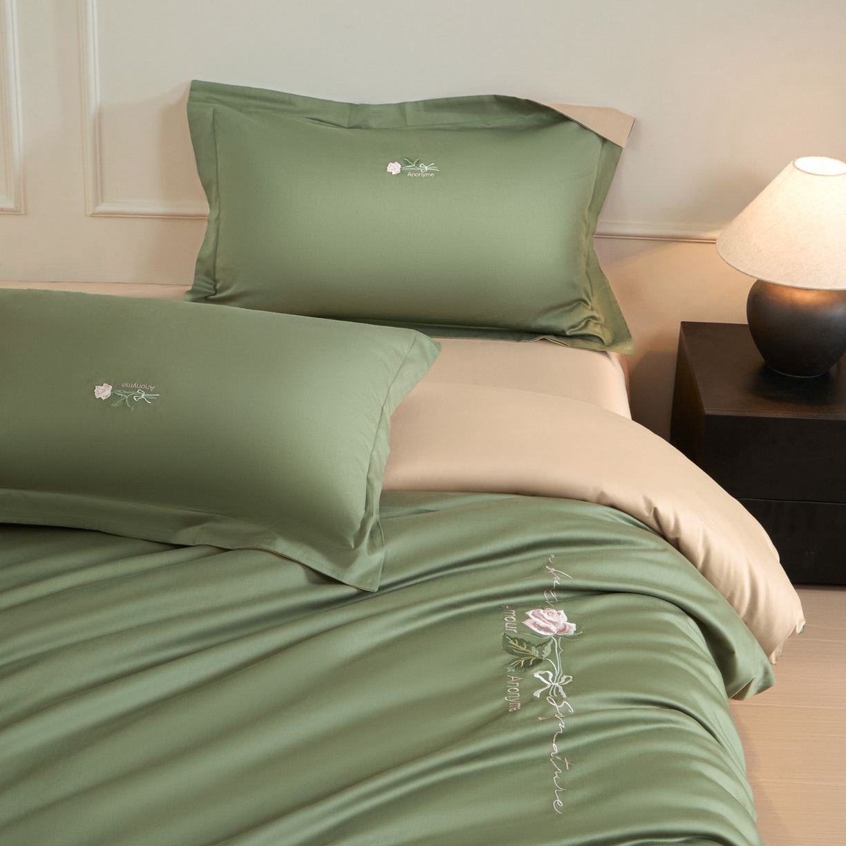 91家纺网 家纺一手货源 找家纺 （总）秀色家纺 2026新款100支长绒棉纯棉四件套轻奢全棉刺绣被套床单纯棉四季床品-唤醒