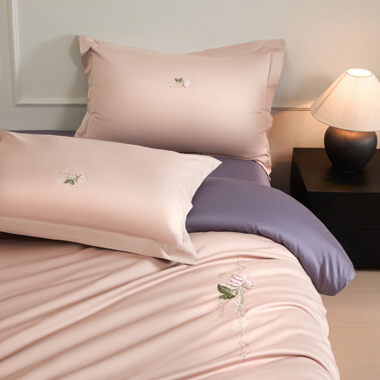 91家纺网 家纺一手货源 找家纺 （总）秀色家纺 2026新款100支长绒棉纯棉四件套轻奢全棉刺绣被套床单纯棉四季床品-唤醒