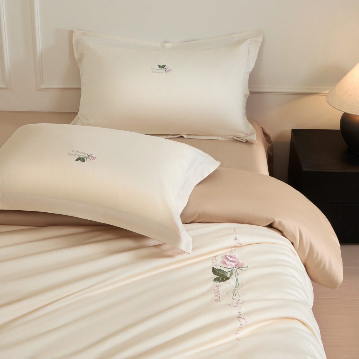 秀色家纺 2026新款100支长绒棉纯棉四件套轻奢全棉刺绣被套床单纯棉四季床品-唤醒 唤醒-奶昔白+香槟金