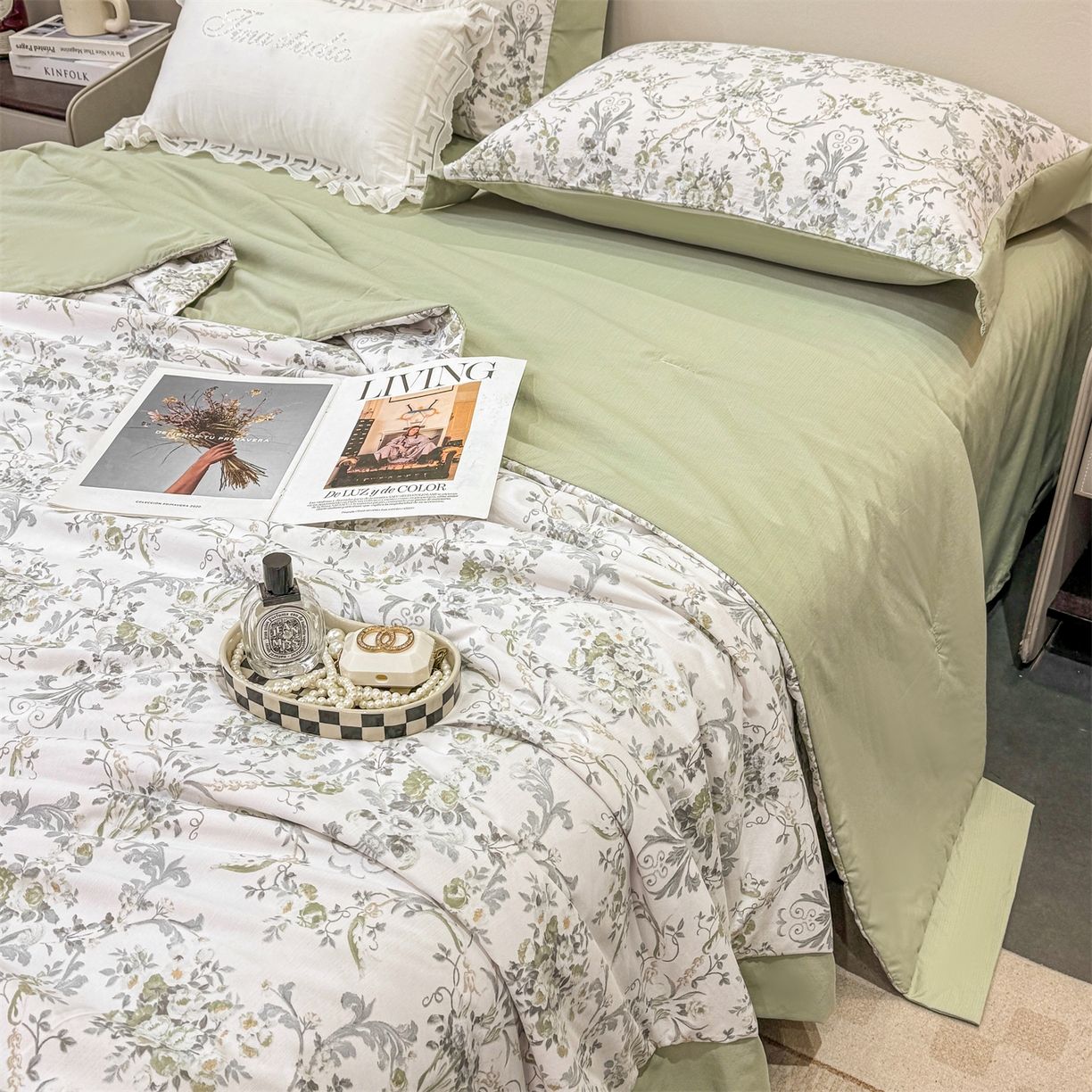 91家纺网 家纺一手货源 找家纺 慕木家纺 2026新款A类印花慕丝棉凉感夏被夏凉被空调被四件套 清漫+绿