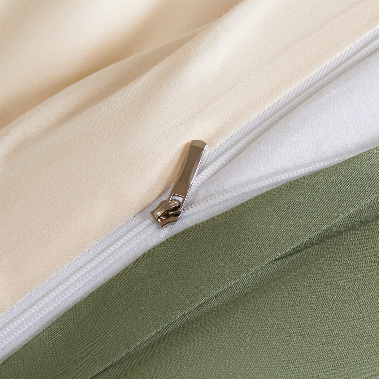 91家纺网 家纺一手货源 找家纺 秀色家纺 2026新款100支长绒棉纯棉四件套轻奢全棉刺绣被套床单纯棉四季床品-唤醒 唤醒-奶昔白+莺茶绿