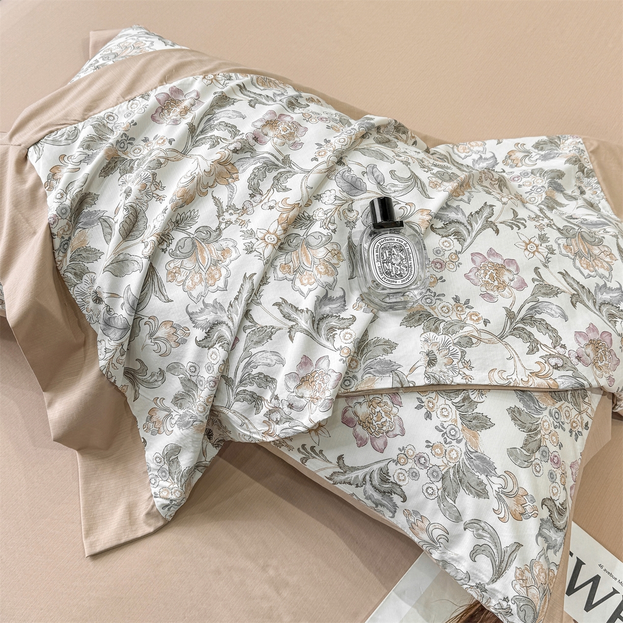 91家纺网 家纺一手货源 找家纺 慕木家纺 2026新款A类印花慕丝棉凉感夏被夏凉被空调被四件套 锦芙+驼