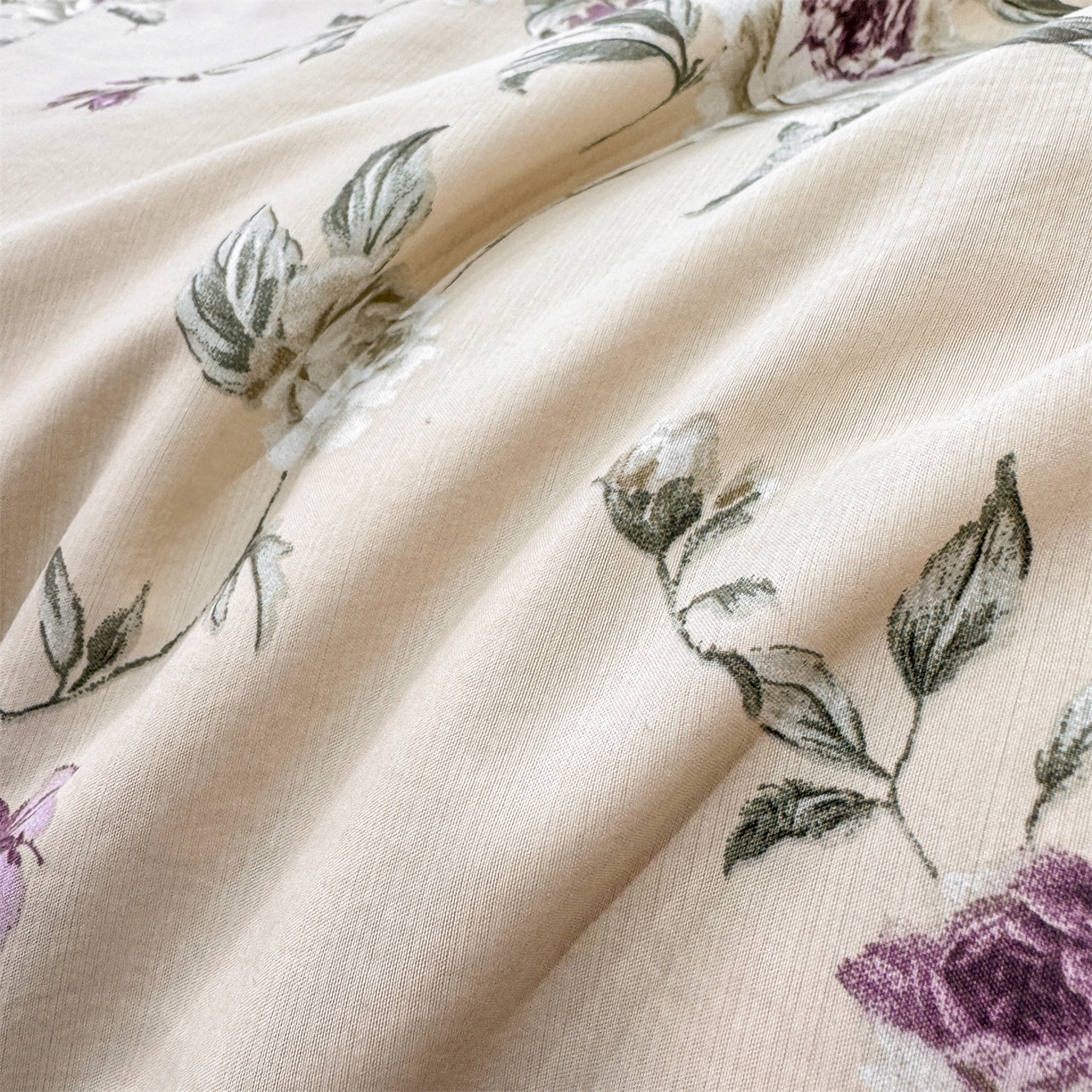 91家纺网 家纺一手货源 找家纺 慕木家纺 2026新款A类印花慕丝棉凉感夏被夏凉被空调被四件套 洛雅+黛紫