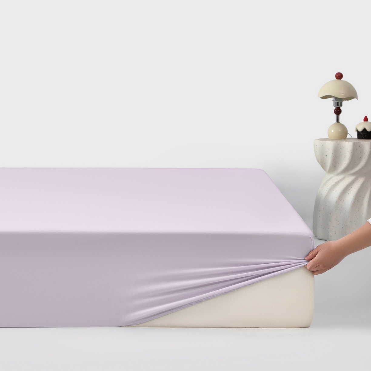 91家纺网 家纺一手货源 找家纺 其奥家纺 2026新款锦氨凉感床笠三件套A类耐磨5级0.35凉感有检测报告 丁香紫