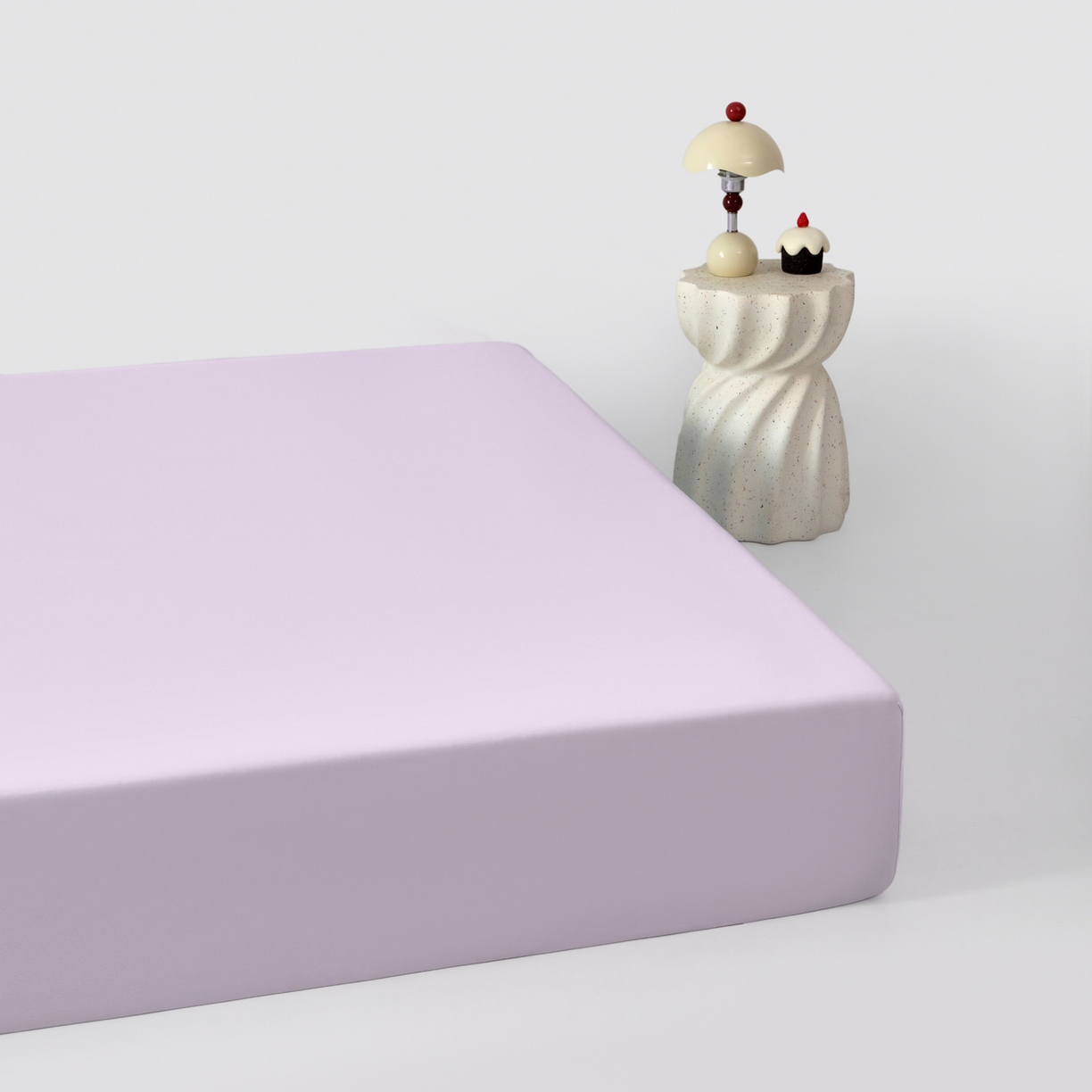 91家纺网 家纺一手货源 找家纺 其奥家纺 2026新款锦氨凉感床笠三件套A类耐磨5级0.35凉感有检测报告 丁香紫