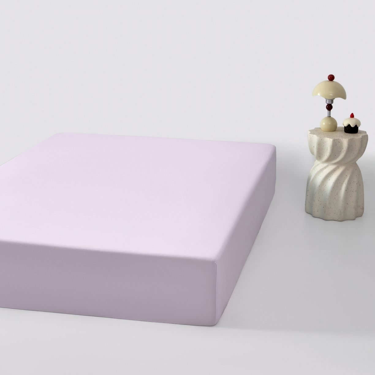 91家纺网 家纺一手货源 找家纺 其奥家纺 2026新款锦氨凉感床笠三件套A类耐磨5级0.35凉感有检测报告 丁香紫