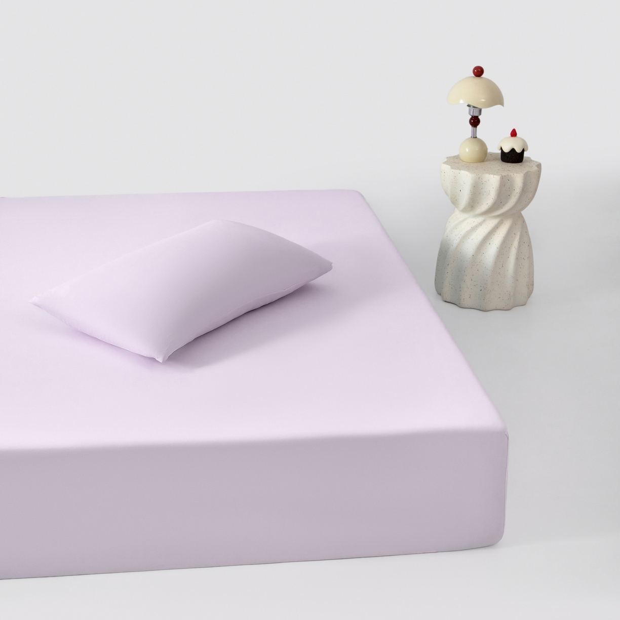 91家纺网 家纺一手货源 找家纺 其奥家纺 2026新款锦氨凉感床笠三件套A类耐磨5级0.35凉感有检测报告 丁香紫