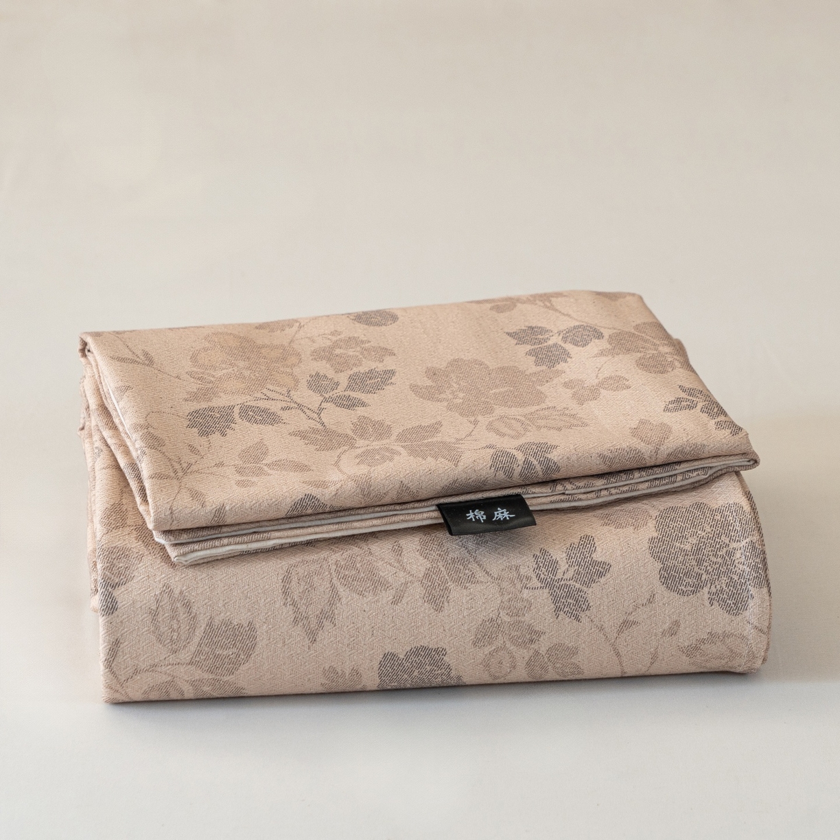 91家纺网 家纺一手货源 找家纺 凌云家纺 2026新款直播爆款复古风棉麻提花老粗布床单席子凉席三件套 藤花间