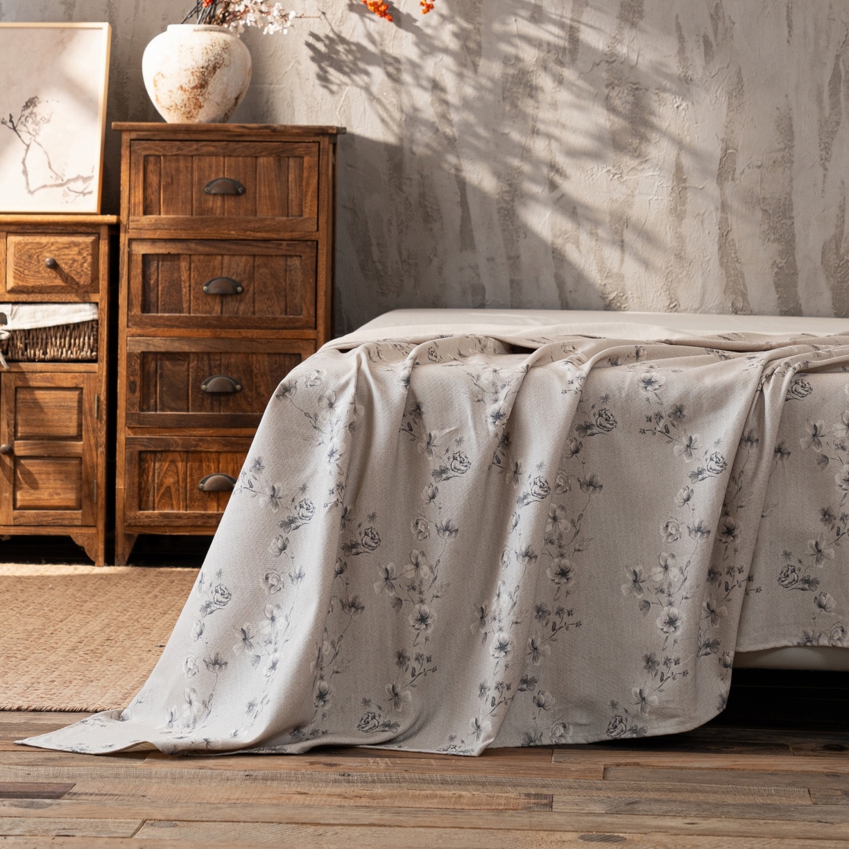 91家纺网 家纺一手货源 找家纺 凌云家纺 2026新款直播爆款复古风棉麻提花老粗布床单席子凉席三件套 墨梅