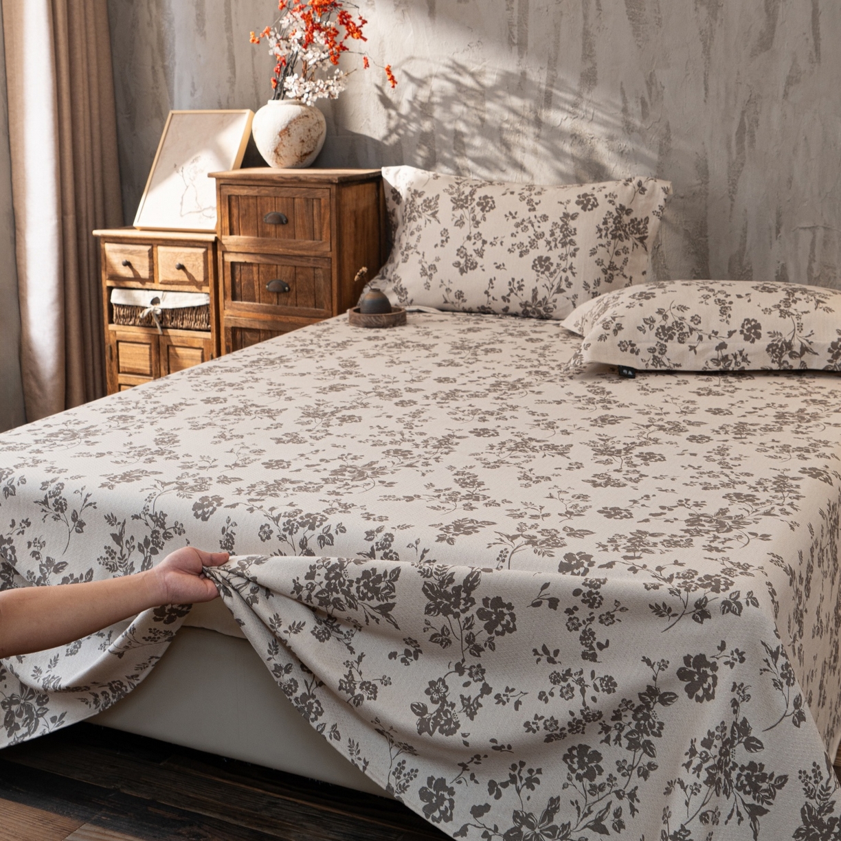 91家纺网 家纺一手货源 找家纺 凌云家纺 2026新款直播爆款复古风棉麻提花老粗布床单席子凉席三件套 暗香