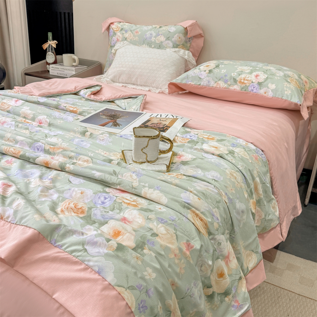 91家纺网 家纺一手货源 找家纺 慕木家纺 2026新款A类印花慕丝棉凉感夏被夏凉被空调被四件套 青妍+粉