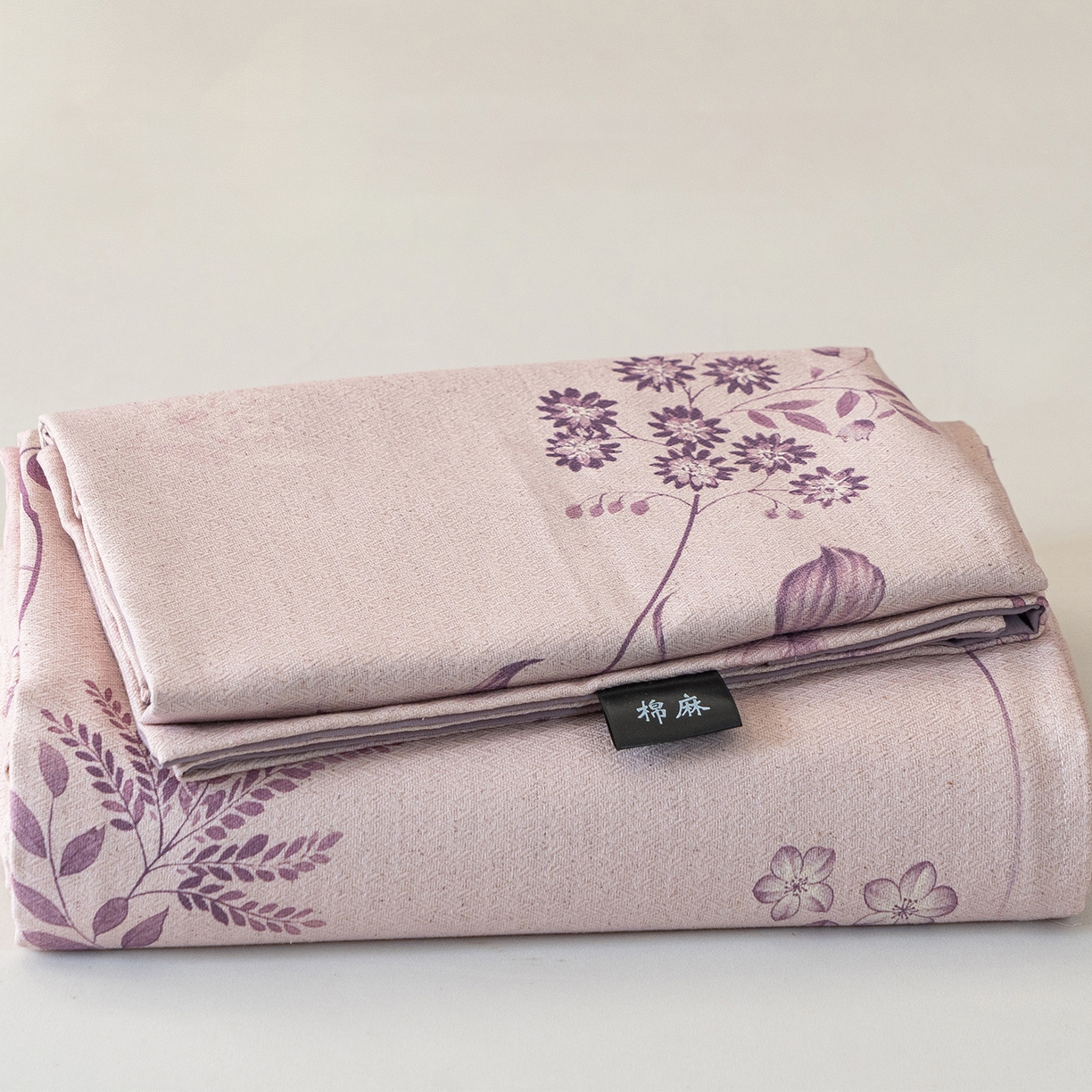 91家纺网 家纺一手货源 找家纺 凌云家纺 2026新款直播爆款复古风棉麻提花老粗布床单席子凉席三件套 紫叶繁花