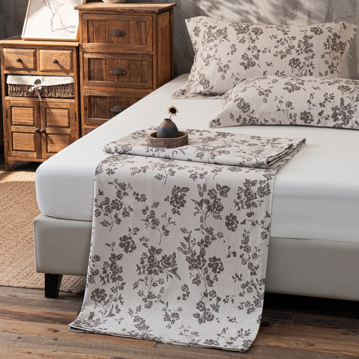 91家纺网 家纺一手货源 找家纺 凌云家纺 2026新款直播爆款复古风棉麻提花老粗布床单席子凉席三件套 暗香