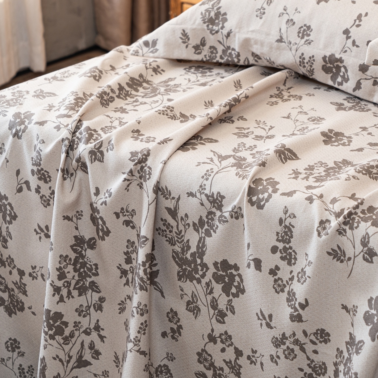 91家纺网 家纺一手货源 找家纺 凌云家纺 2026新款直播爆款复古风棉麻提花老粗布床单席子凉席三件套 暗香