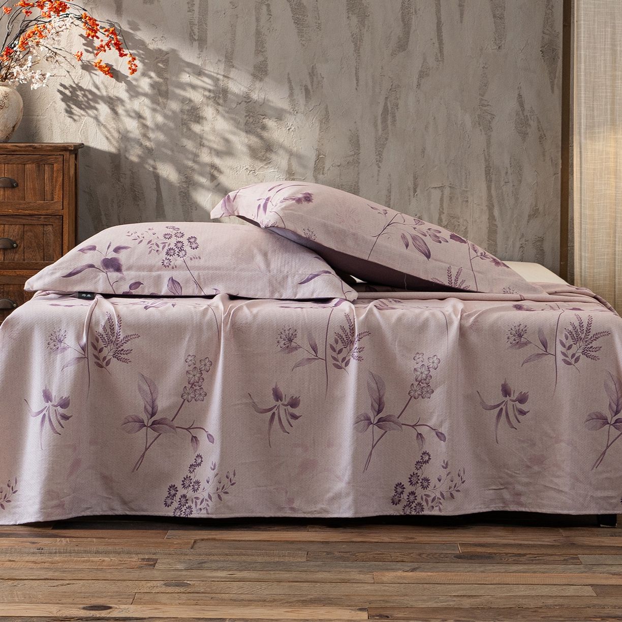 91家纺网 家纺一手货源 找家纺 凌云家纺 2026新款直播爆款复古风棉麻提花老粗布床单席子凉席三件套 紫叶繁花