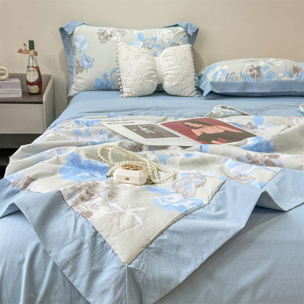 91家纺网 家纺一手货源 找家纺 慕木家纺 2026新款A类印花慕丝棉凉感夏被夏凉被空调被四件套 蓝漪+蓝