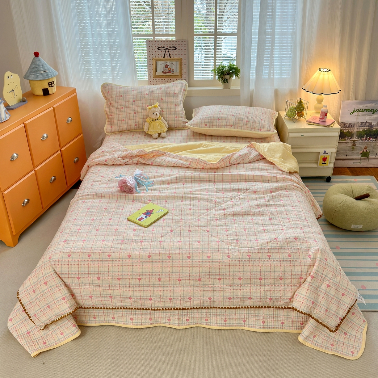 91家纺网 家纺一手货源 找家纺 云玲时尚 2026新款三角针泡芙夏被四件套系列 彩虹甜心