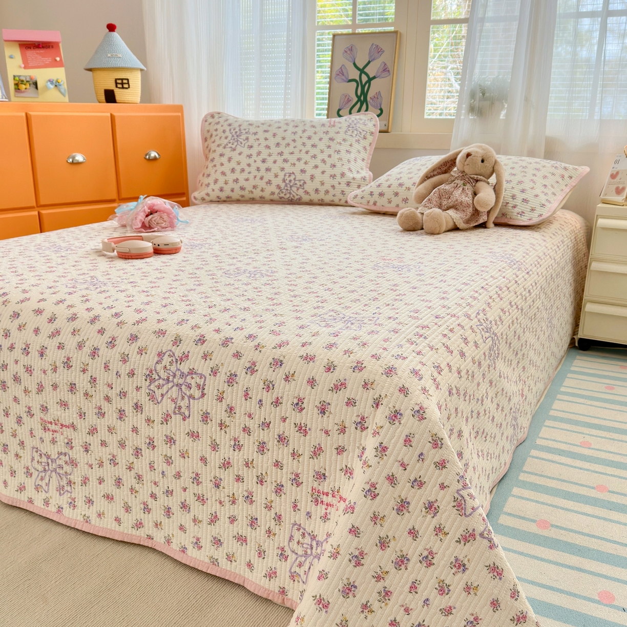 91家纺网 家纺一手货源 找家纺 云玲时尚 2026新款三角针泡芙夏被四件套系列 繁花