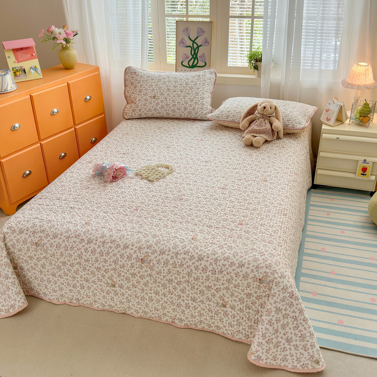 91家纺网 家纺一手货源 找家纺 云玲时尚 2026新款三角针泡芙夏被四件套系列 花野兔语