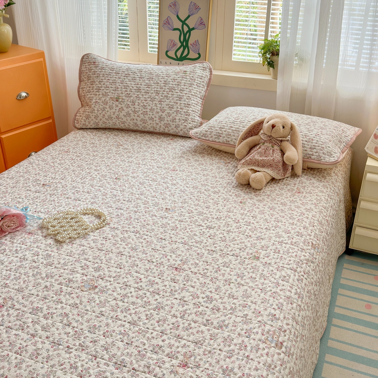 91家纺网 家纺一手货源 找家纺 云玲时尚 2026新款三角针泡芙夏被四件套系列 花野兔语