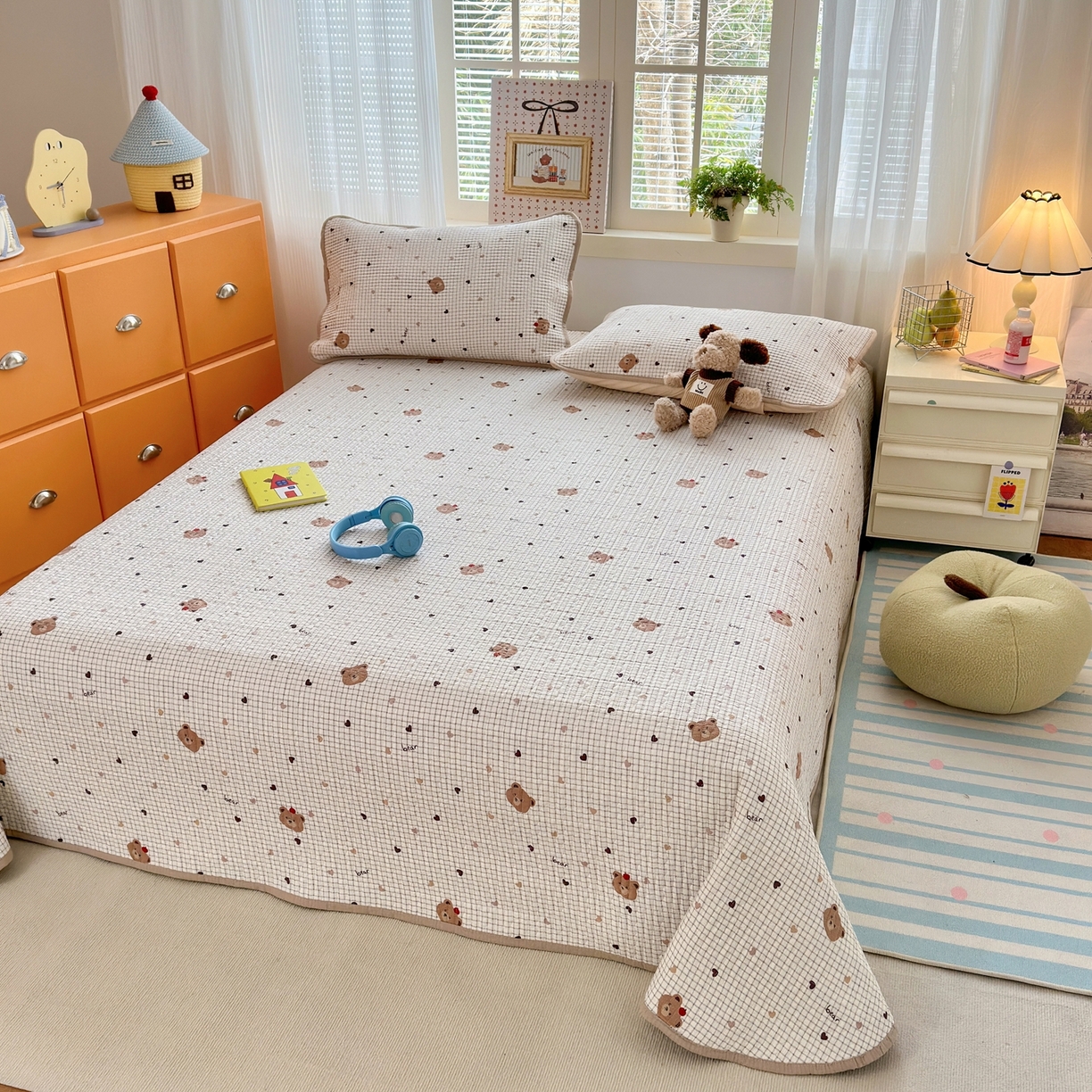 91家纺网 家纺一手货源 找家纺 云玲时尚 2026新款三角针泡芙夏被四件套系列 奶咖小熊