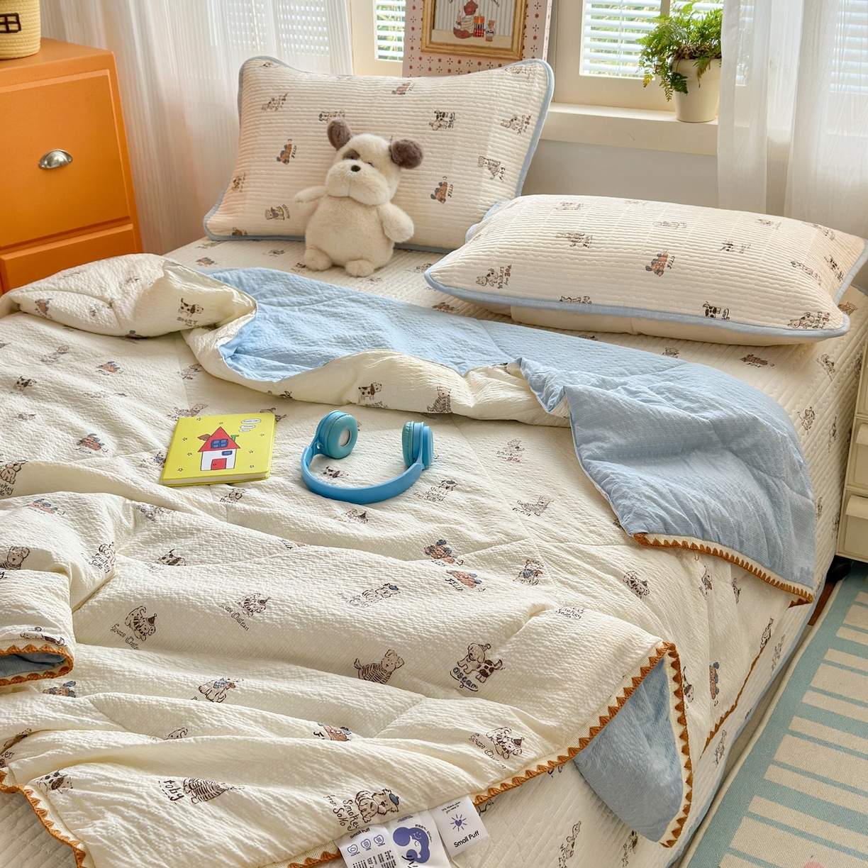 91家纺网 家纺一手货源 找家纺 云玲时尚 2026新款三角针泡芙夏被四件套系列 小狗排队