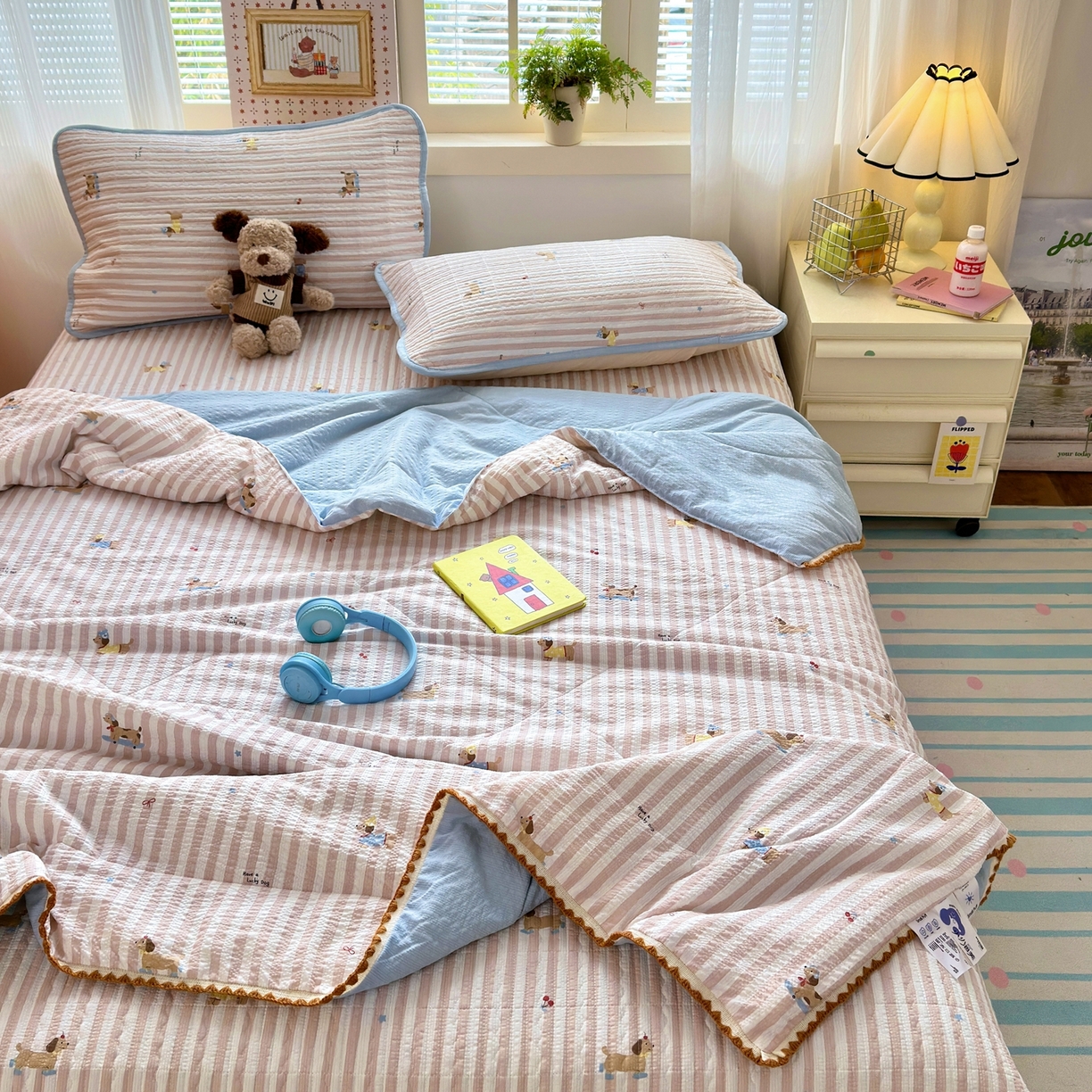 91家纺网 家纺一手货源 找家纺 云玲时尚 2026新款三角针泡芙夏被四件套系列 幸运狗