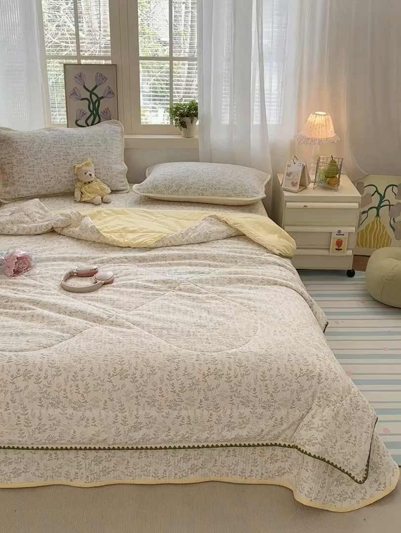 91家纺网 家纺一手货源 找家纺 云玲时尚 2026新款三角针泡芙夏被四件套系列 枝蔓