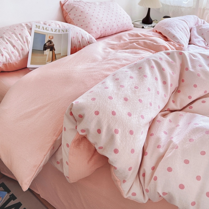 91家纺网 家纺一手货源 找家纺 朵朵家纺 2026新款高级感轻奢复古美拉德色系双层纱泡芙棉床品四件套加厚水洗双层纱软 粉红波点