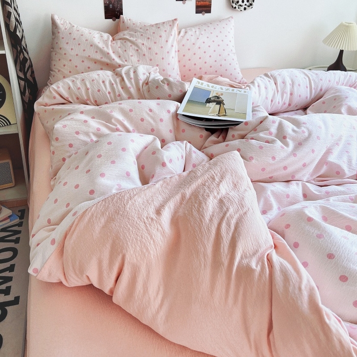 91家纺网 家纺一手货源 找家纺 朵朵家纺 2026新款高级感轻奢复古美拉德色系双层纱泡芙棉床品四件套加厚水洗双层纱软 粉红波点
