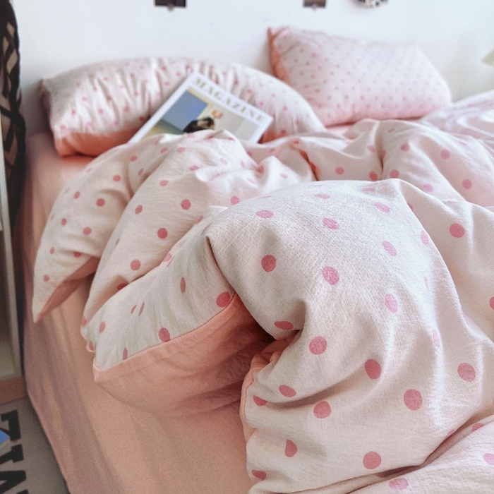 91家纺网 家纺一手货源 找家纺 朵朵家纺 2026新款高级感轻奢复古美拉德色系双层纱泡芙棉床品四件套加厚水洗双层纱软 粉红波点