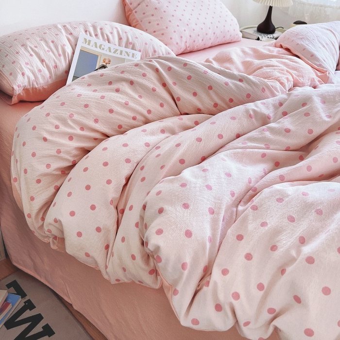 91家纺网 家纺一手货源 找家纺 朵朵家纺 2026新款高级感轻奢复古美拉德色系双层纱泡芙棉床品四件套加厚水洗双层纱软 粉红波点