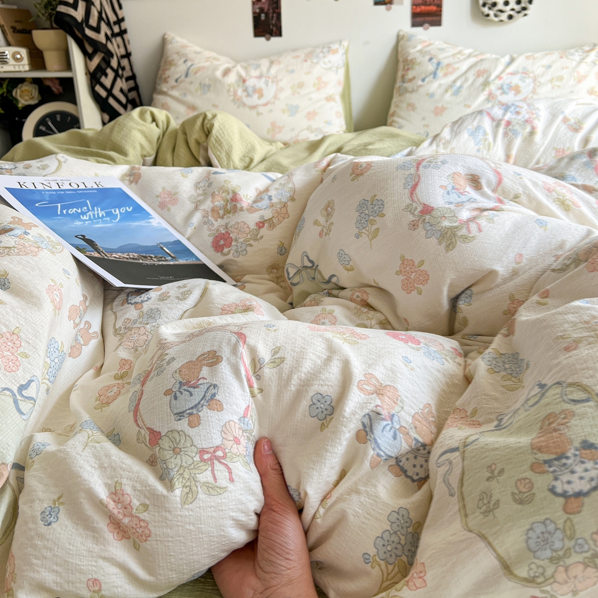 91家纺网 家纺一手货源 找家纺 朵朵家纺 2026新款高级感轻奢复古美拉德色系双层纱泡芙棉床品四件套加厚水洗双层纱软 爱丽丝兔