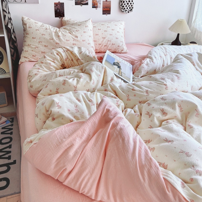 91家纺网 家纺一手货源 找家纺 朵朵家纺 2026新款高级感轻奢复古美拉德色系双层纱泡芙棉床品四件套加厚水洗双层纱软 奶芙兔